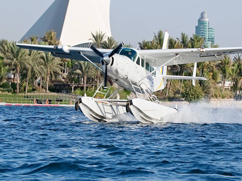 Obilazak Abu Dabija iz vazduha