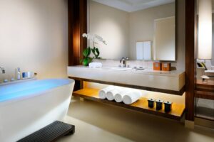 w Marriott Marquis Hotel-Dubai-Jumbo Travel-bathroom