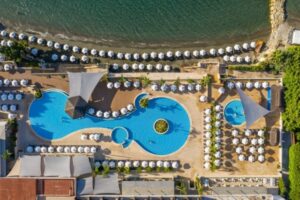 The Royal Apollonia-Limasol-Jumbo Travel-beach and pool overview