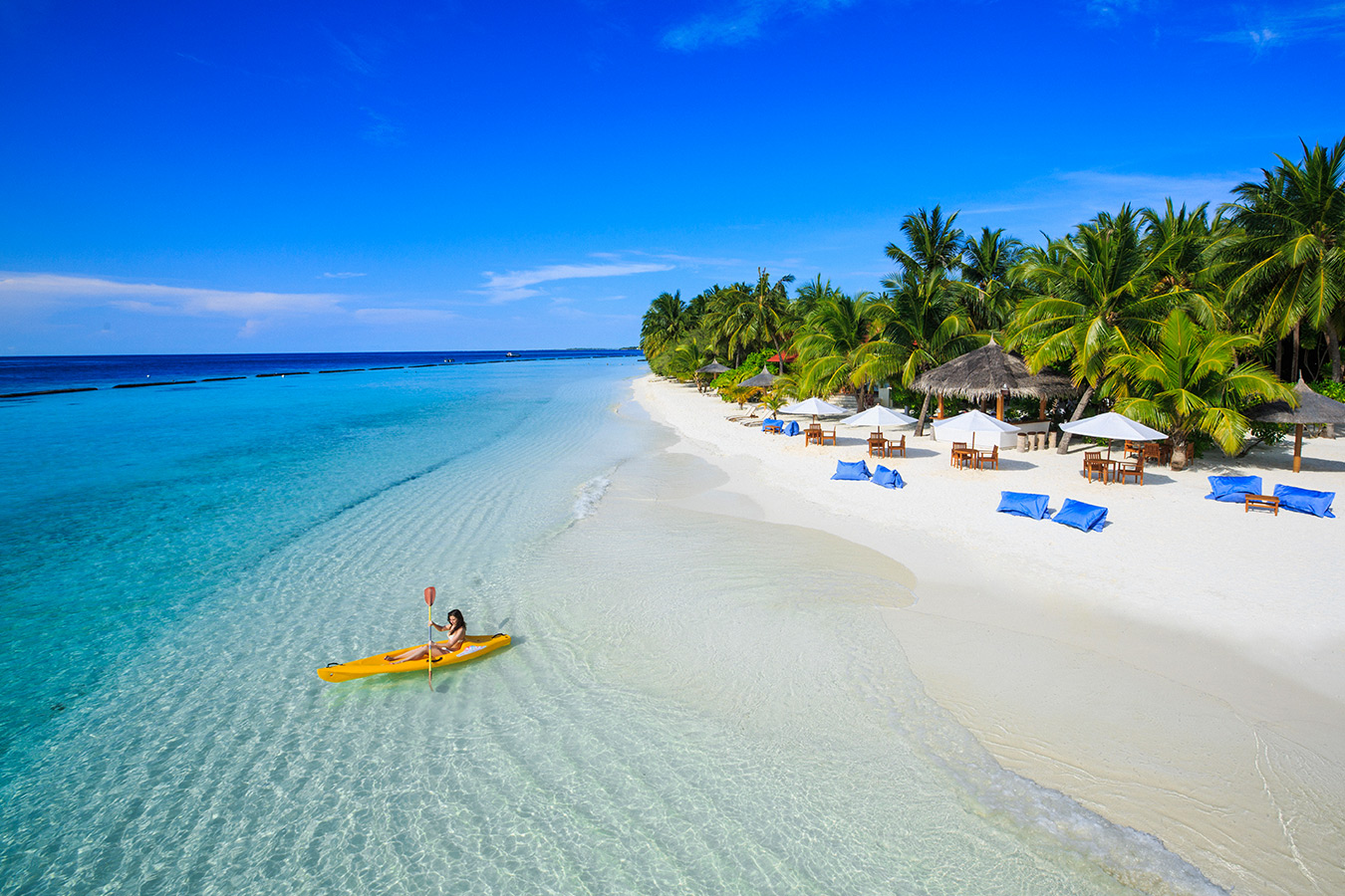 Kurumba -Maldivi-Jumbo Travel-beach overview
