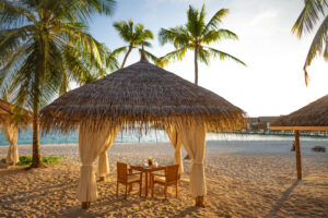 Reethu Faru Resort-Maldivi-Jumbo Travel-beach sunset