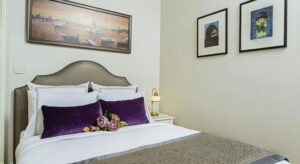 Meroddi Galata Mansion -Istanbul-Jumbo Travel-deluxe double room