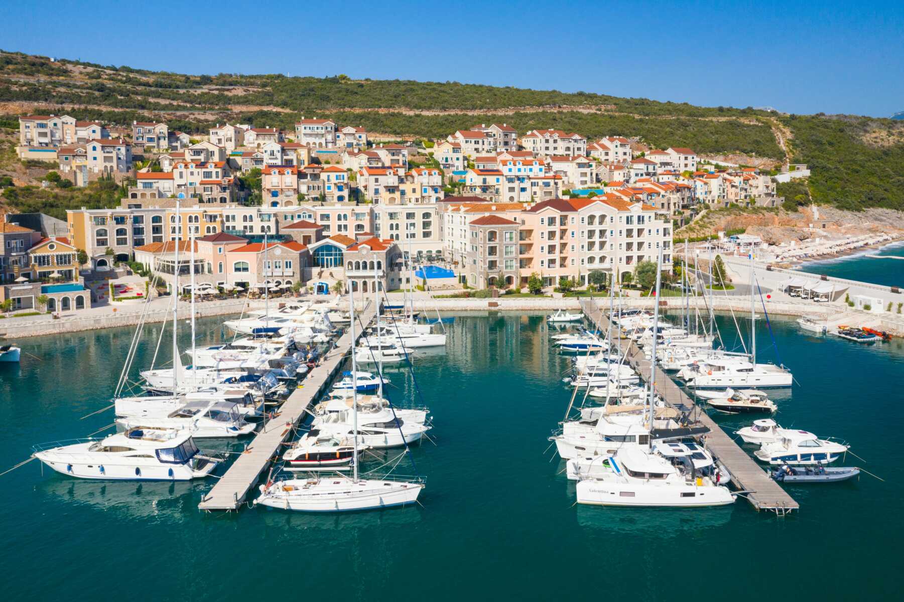 Winter in Montenegro Chedy Hotel Lustica Bay 5*